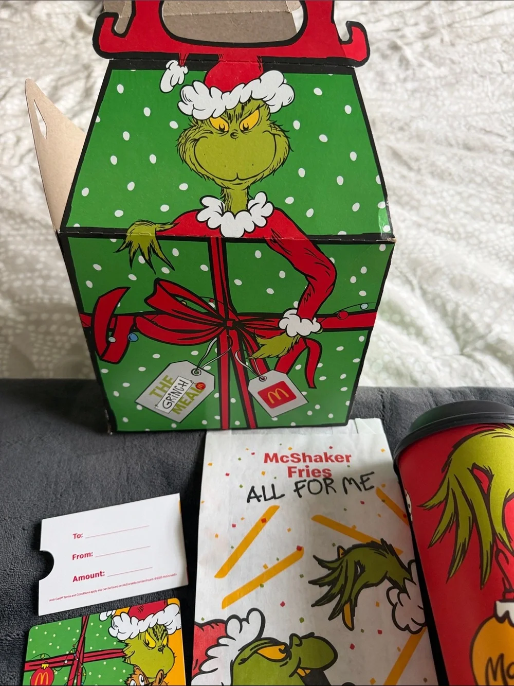 McDonald's The Grinch Holiday Party Set w/box cup shaker salt bag & unopened Sox